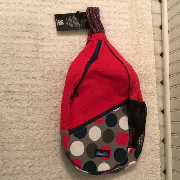 kavu Handbags - Kavu Paxton pack got dots NWT